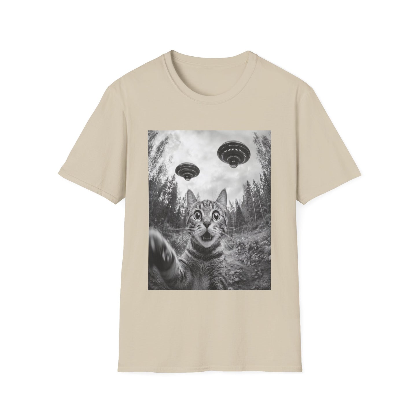 Funny Cat Selfie With Alien UFO Animal Lover Gift Unisex T-Shirt